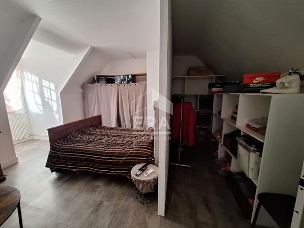 Maison individuelle à 10 minutes de Montpon Ménestérol 7 pièce(s) 165 m2.