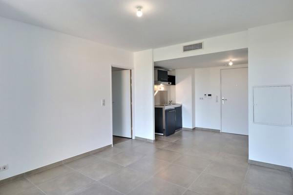 Marseille (13008) BONNEVEINE---T2 neuf---Grande terrasse---Vue panoramique