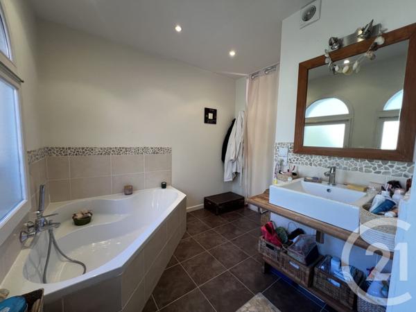 Maison à vendre  7 pièces - 143,60 m2 ST MAUR DES FOSSES - 94