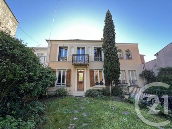 Maison à vendre  7 pièces - 143,60 m2 ST MAUR DES FOSSES - 94