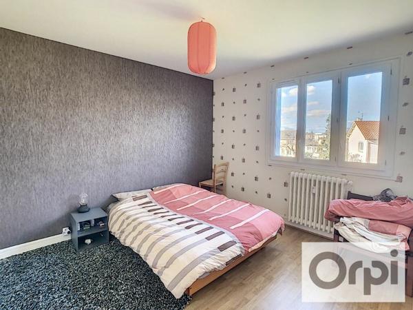 Appartement à louer    3 pièces • 59,97 m2 Désertines