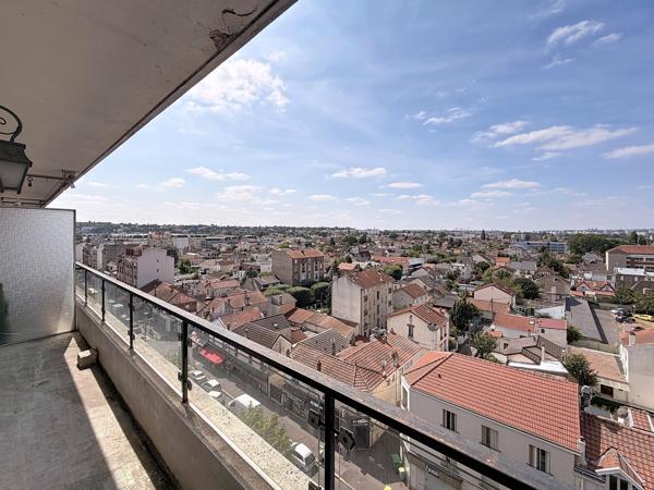 Appartement
         1 pièce
        - 29 m² 99 000 € *