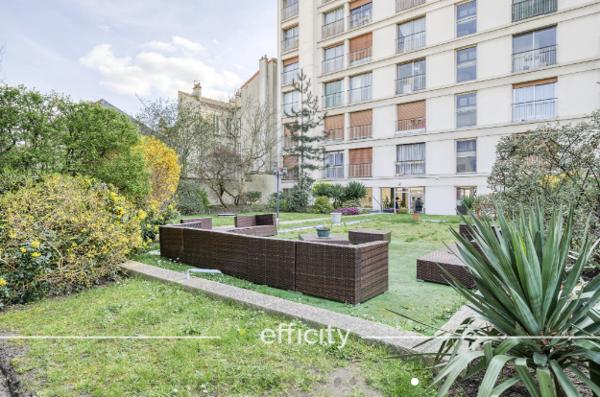 Appartement
         1 pièce
        - 29 m² 99 000 € *