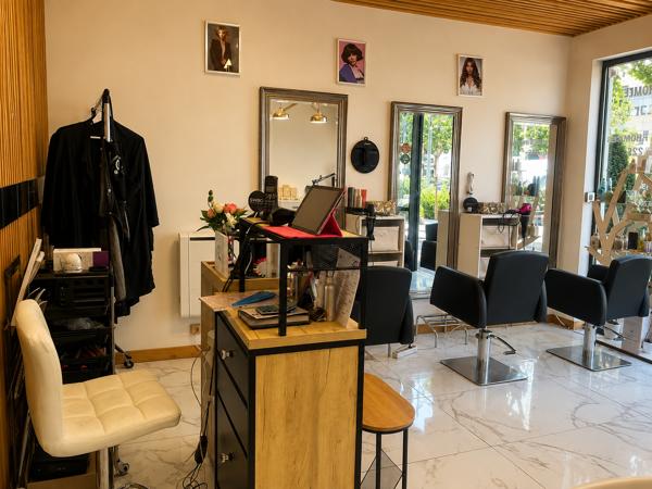Fonds De Commerce
        
        - 28 m² 55 000 € *