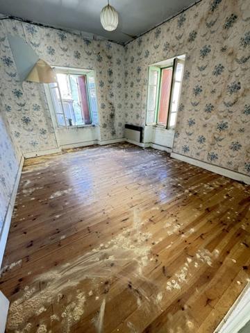 VENTE d'une maison T5 (120 m²) au BLEYMARD