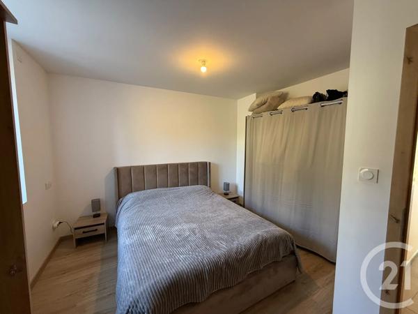 Appartement T4 à vendre  4 pièces - 78,54 m 2   DAMPRICHARD  - 25