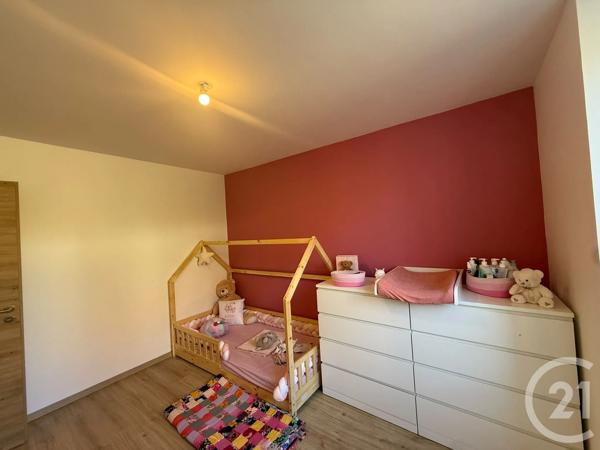 Appartement T4 à vendre  4 pièces - 78,54 m 2   DAMPRICHARD  - 25