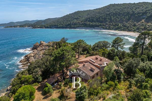Sari-Solenzara, Villa 7 Chambres -  275 m² à vendre