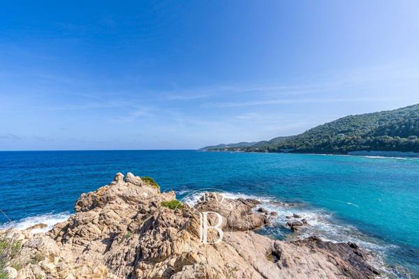Sari-Solenzara, Villa 7 Chambres -  275 m² à vendre