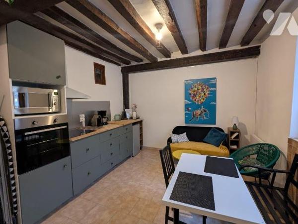 Maison à vendre à Nogent-le-Rotrou (28400) - Eure-et-Loir (28)

Située au coeur d'un quartier...