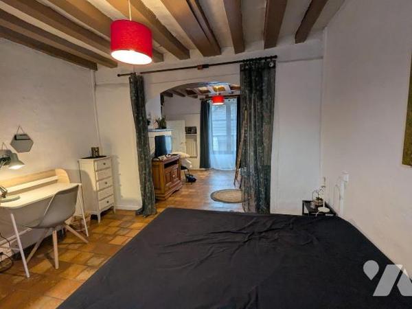 Maison à vendre à Nogent-le-Rotrou (28400) - Eure-et-Loir (28)

Située au coeur d'un quartier...