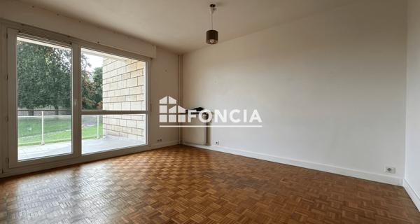 Location Studio 27.12 m² - Le Pecq 78230