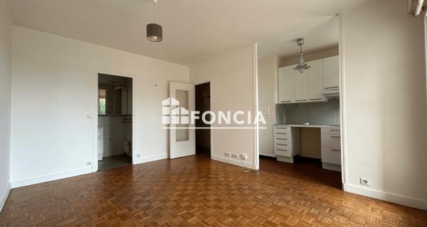 Location Studio 27.12 m² - Le Pecq 78230
