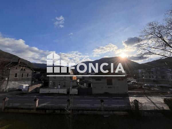 Location Appartement 3 pièces 70 m² - 43 chemin des Mattons Vizille 38220