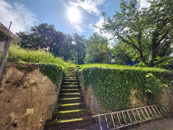 Maison à vendre    6 pièces •    Périgueux