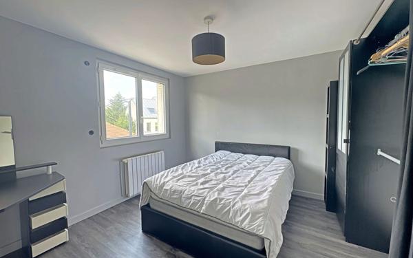 Appartement à louer    4 pièces •  Bures-sur-Yvette