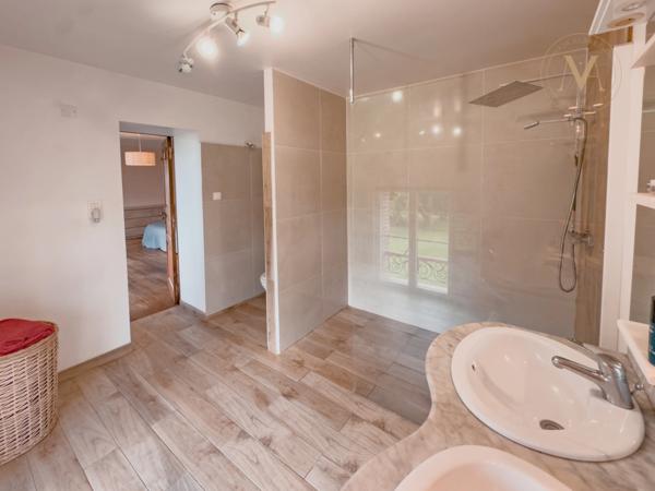 Propriété équestre de standing – Installations haut de gamme – 5 ha – Un bien rare offrant des infrastructures professionnelles, une maison confortable et un environnement priviligé à MOISSAC (82)