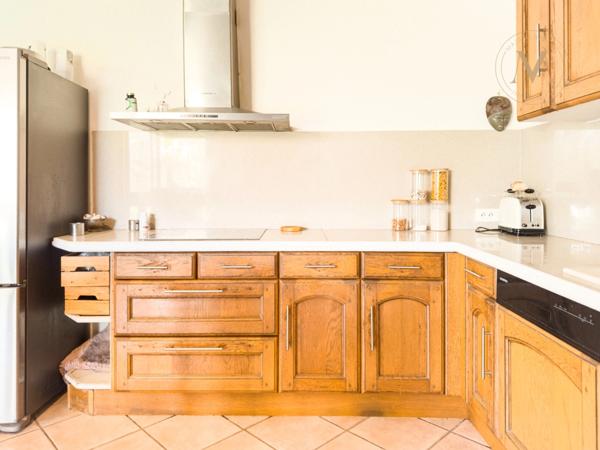 Propriété équestre de standing – Installations haut de gamme – 5 ha – Un bien rare offrant des infrastructures professionnelles, une maison confortable et un environnement priviligé à MOISSAC (82)