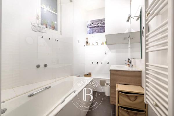 Paris 8ème, Appartement 2 Chambres -  55 m² à vendre