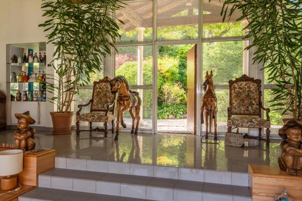 St Cyr-Au-Mont-D'Or - Maison de 220 m² environ - Terrain de 5000 m² - 4 Chambres - Piscine