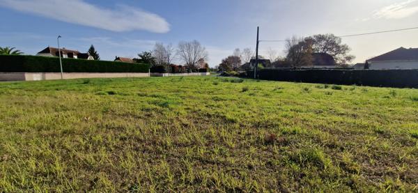 Aussevielle (64230) DERNIER TERRAIN DANS UN CADRE PARFAIT POUR CONSTRUIRE VOTRE MAISON