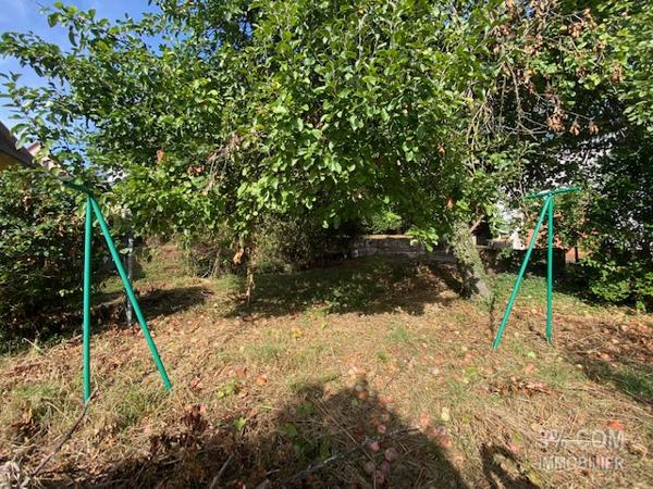 3%COM Maison à rénover sur 7 ares au centre de Hochfelden Hochfelden (67270)