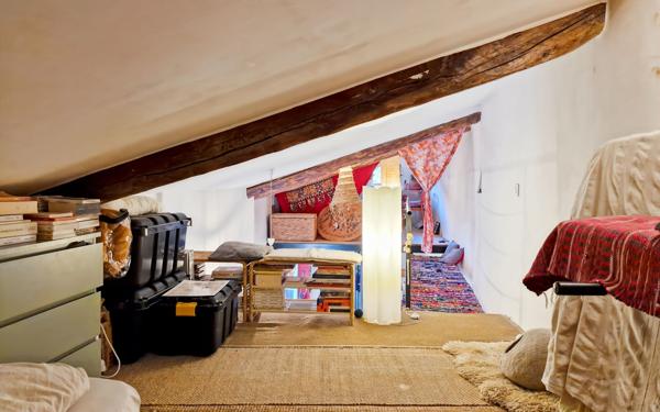 Maison à vendre    3 pièces •  Pierrerue