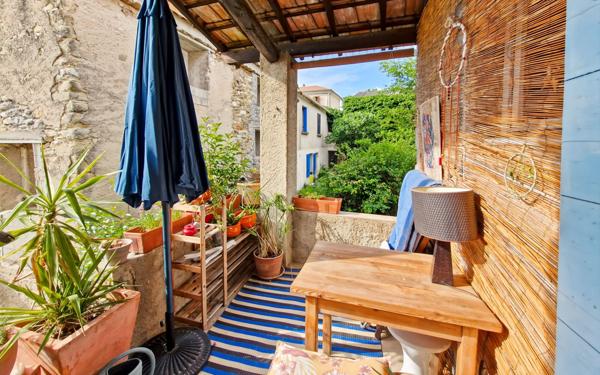 Maison à vendre    3 pièces •  Pierrerue