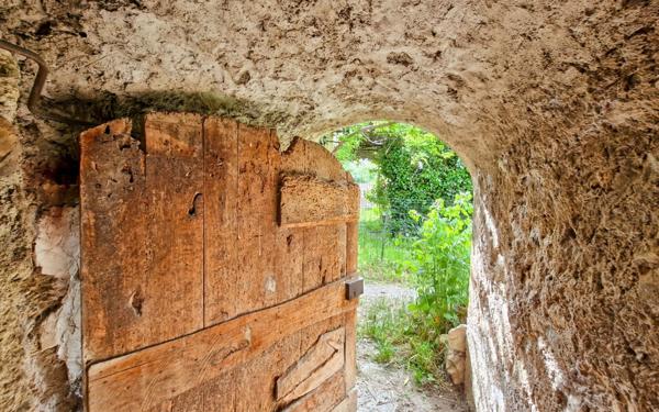 Maison à vendre    3 pièces •  Pierrerue