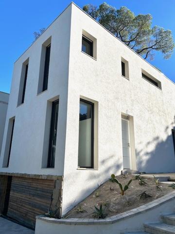 Cavalaire-sur-Mer (83240) Cavalaire Maison T4 Duplex 95m² 650000€