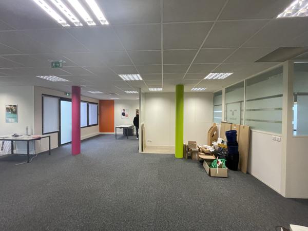 Bureaux à louer à PETIT COURONNE 76650