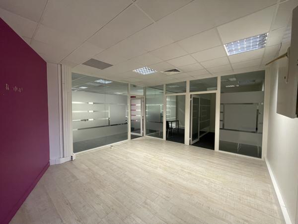 Bureaux à louer à PETIT COURONNE 76650