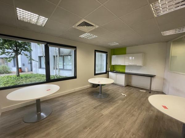 Bureaux à louer à PETIT COURONNE 76650