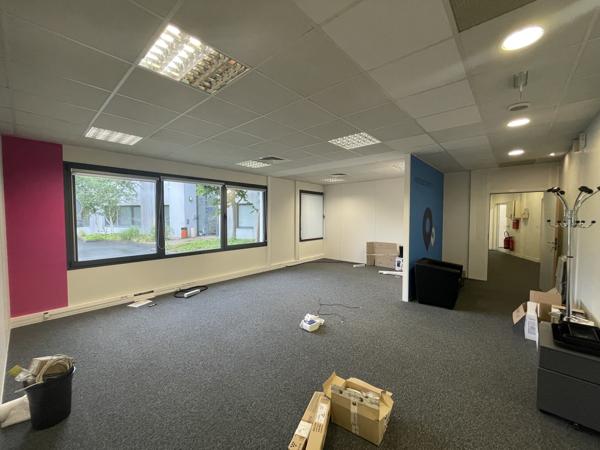 Bureaux à louer à PETIT COURONNE 76650