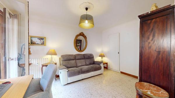 Appartement T3/T4 avec terrasse – Résidence recherchée à Draguignan