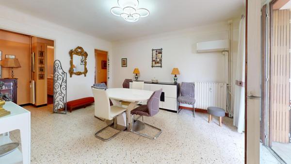 Appartement T3/T4 avec terrasse – Résidence recherchée à Draguignan