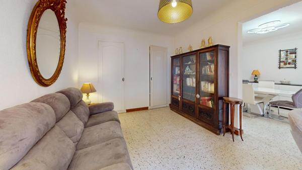 Appartement T3/T4 avec terrasse – Résidence recherchée à Draguignan
