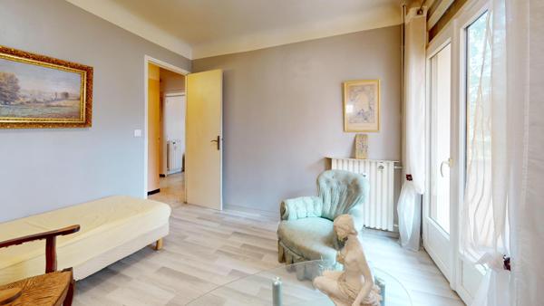 Appartement T3/T4 avec terrasse – Résidence recherchée à Draguignan