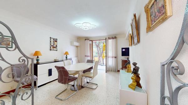 Appartement T3/T4 avec terrasse – Résidence recherchée à Draguignan