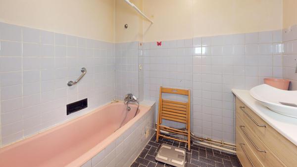 Appartement T3/T4 avec terrasse – Résidence recherchée à Draguignan