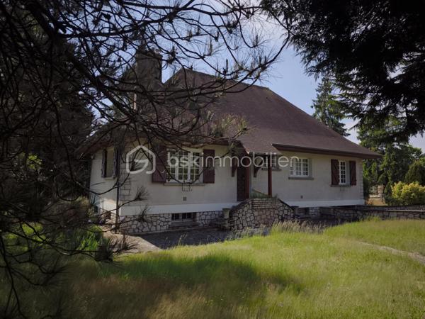 Maison traditionnelle de 184 m²