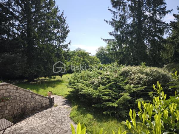 Maison traditionnelle de 184 m²