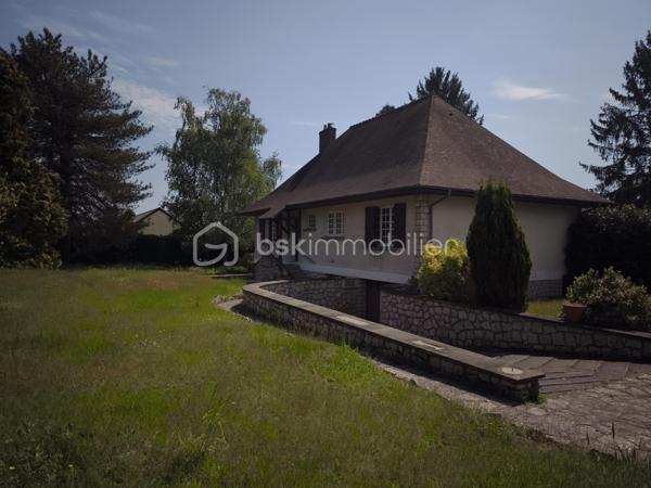 Maison traditionnelle de 184 m²