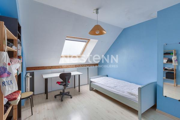 MAISON A VENDRE - LANGUEUX - Entre le bourg et les grèves, profitez de grands espaces intérieurs et extérieurs avec une vue sur la baies depuis la pièce de vie !