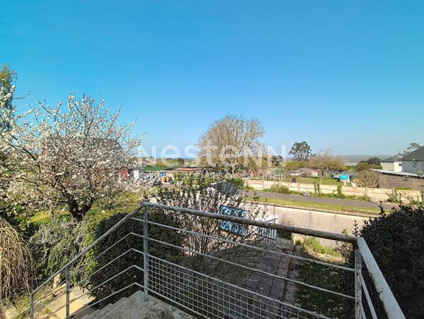 MAISON A VENDRE - LANGUEUX - Entre le bourg et les grèves, profitez de grands espaces intérieurs et extérieurs avec une vue sur la baies depuis la pièce de vie !