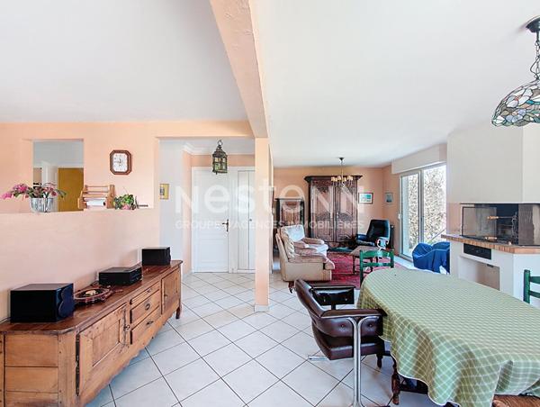 MAISON A VENDRE - LANGUEUX - Entre le bourg et les grèves, profitez de grands espaces intérieurs et extérieurs avec une vue sur la baies depuis la pièce de vie !