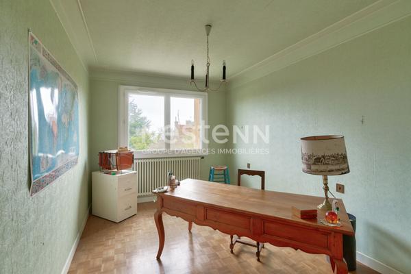 MAISON A VENDRE - LANGUEUX - Entre le bourg et les grèves, profitez de grands espaces intérieurs et extérieurs avec une vue sur la baies depuis la pièce de vie !