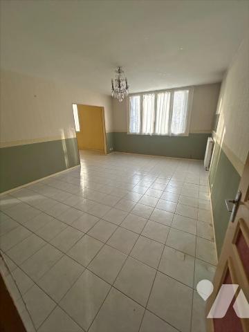 LANESTER ,le plessis , APPARTEMENT T5 , 90 m2 carrez , 3/4 chs