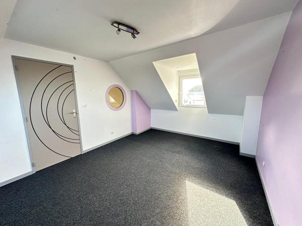 Maison de 196 m2 au sol sur un terrain de 2500 m2