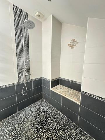 Maison de 196 m2 au sol sur un terrain de 2500 m2